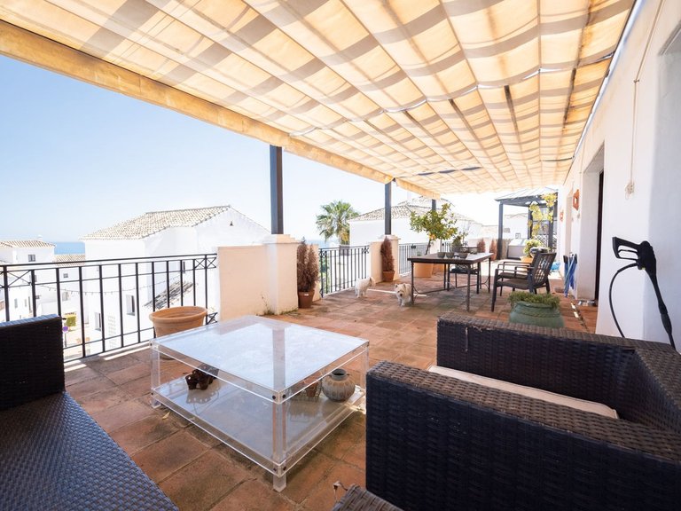 Apartment for Sale in Altos De Los Monteros, Malaga 6