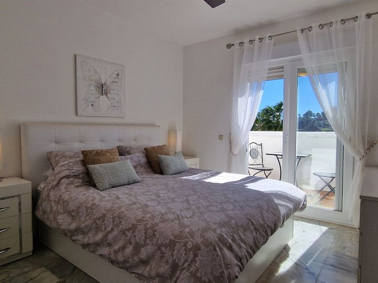 Villa for Sale in La Duquesa, Malaga 15
