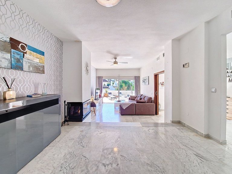 Villa for Sale in La Duquesa, Malaga 25