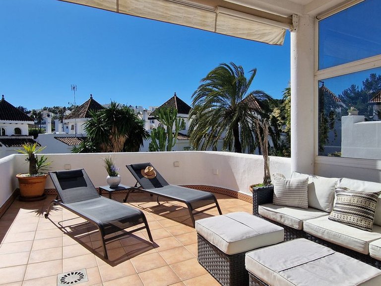 Villa for Sale in La Duquesa, Malaga 3