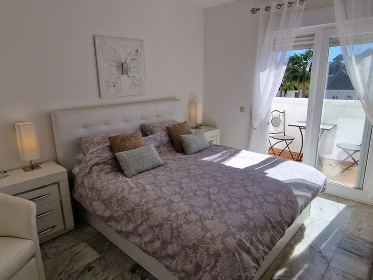 Villa for Sale in La Duquesa, Malaga 40