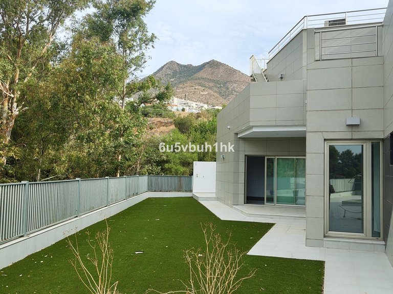 Villa for Sale in Benalmadena, Malaga 23
