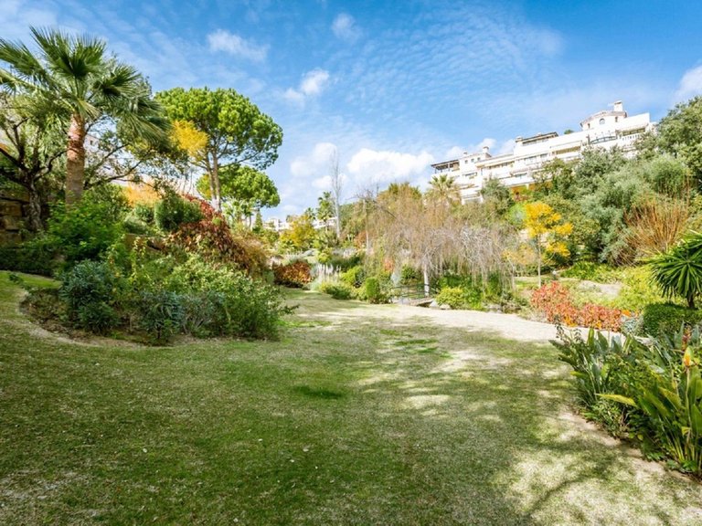Villa for Sale in Elviria, Malaga 22
