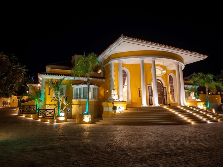 Villa for Sale in Sotogrande, Cadiz 11
