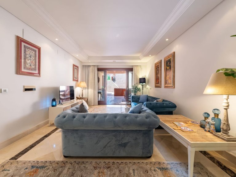 Apartment for Sale in New Golden Mile, Malaga 10
