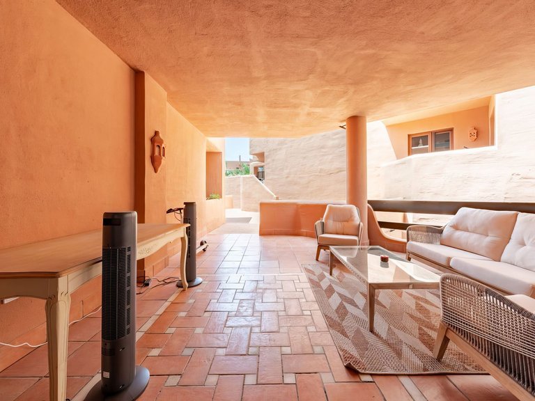 Apartment for Sale in New Golden Mile, Malaga 20