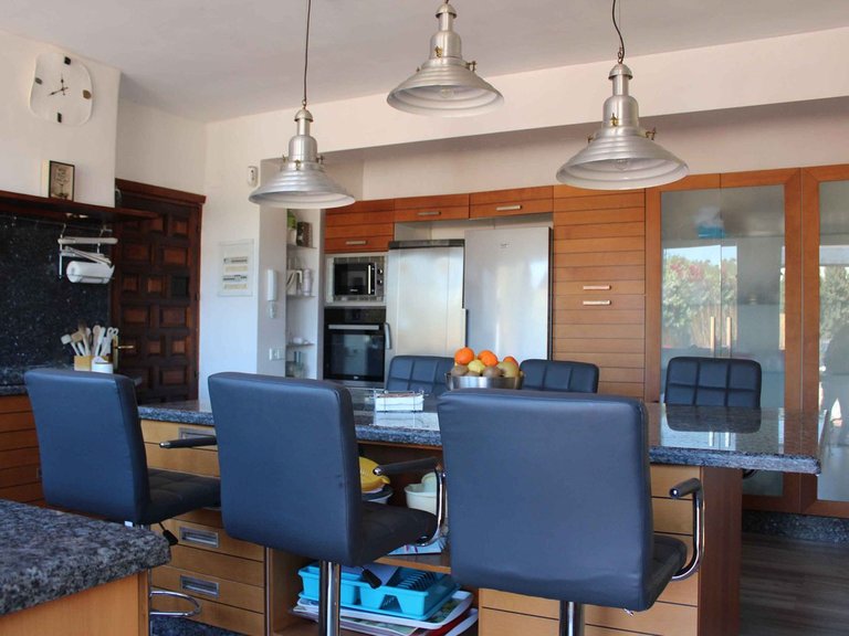 Villa for Sale in El Rosario, Malaga 10