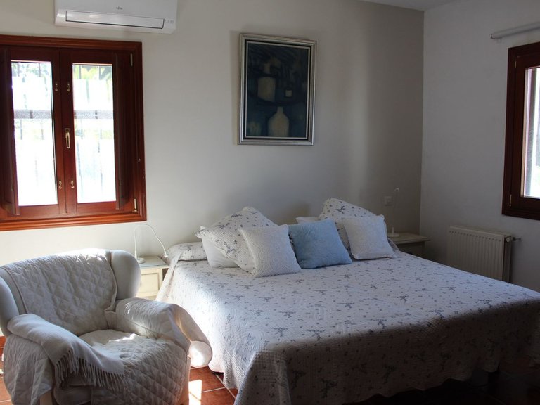 Villa for Sale in El Rosario, Malaga 14