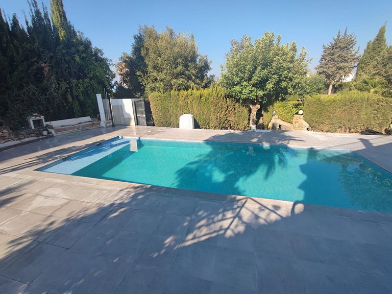 Villa for Sale in El Rosario, Malaga 25