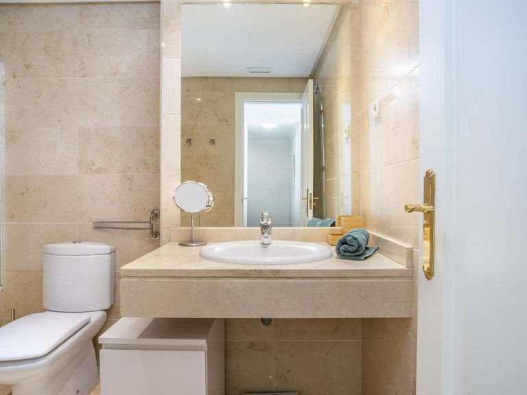 Apartment for Sale in Marbella, Malaga 16
