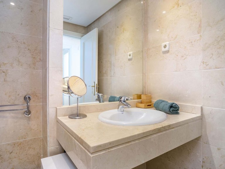 Apartment for Sale in Marbella, Malaga 17