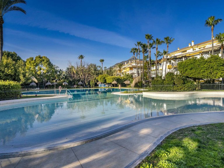 Apartment for Sale in Marbella, Malaga 26