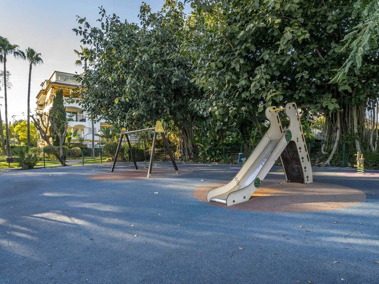 Apartment for Sale in Marbella, Malaga 29