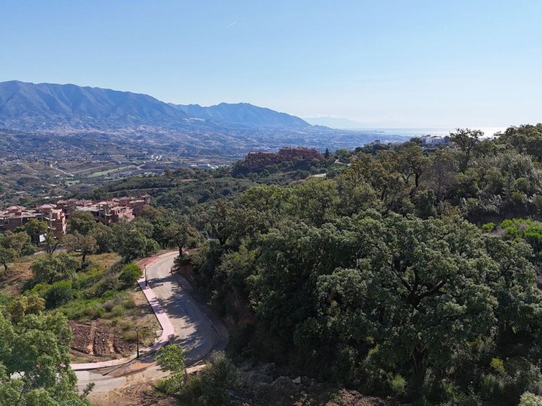 Plot for Sale in La Mairena, Malaga 2