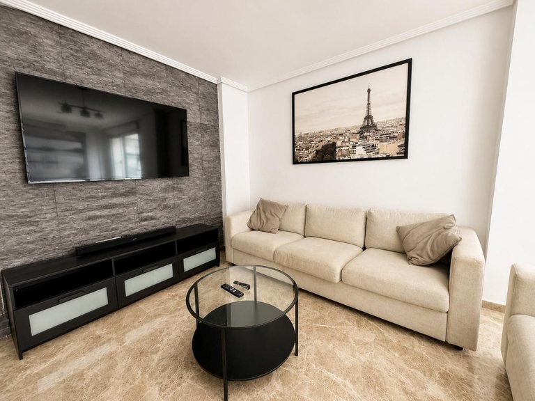 Apartment for Sale in Teatinos, Malaga 1