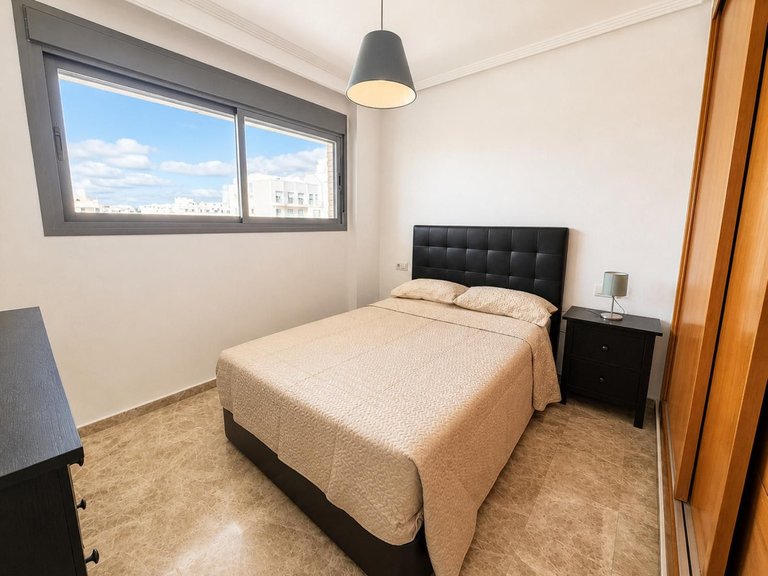 Apartment for Sale in Teatinos, Malaga 5