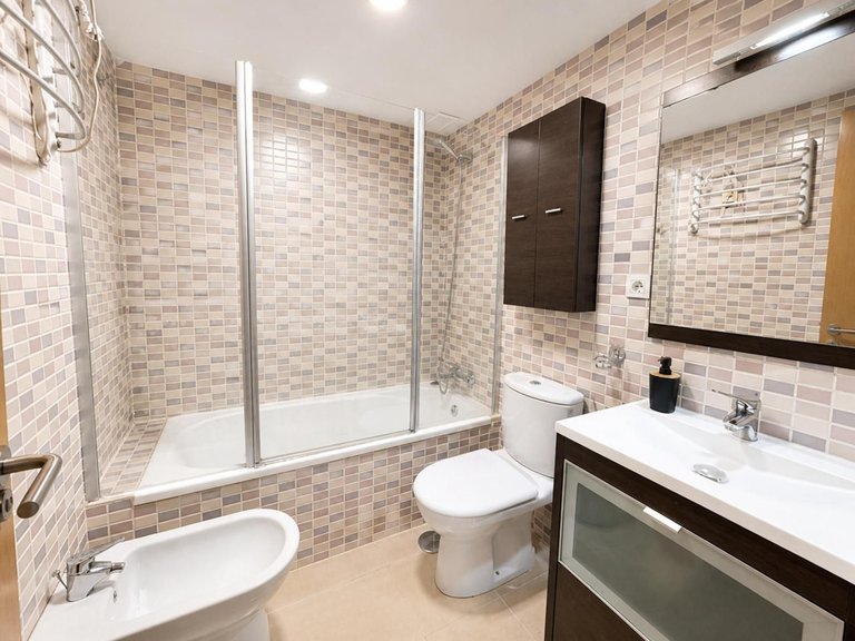 Apartment for Sale in Teatinos, Malaga 9
