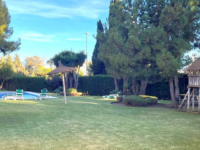 Apartment for Sale in Puerto Banús, Malaga 17