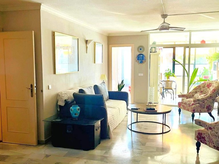 Apartment for Sale in Puerto Banús, Malaga 6