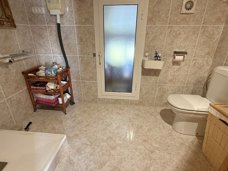 Villa for Sale in Alhaurín De La Torre, Malaga 19