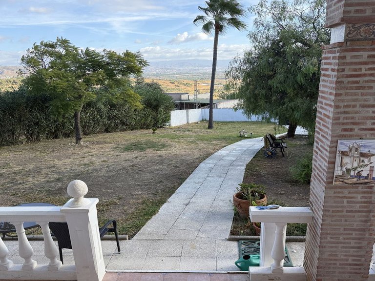 Villa for Sale in Alhaurín De La Torre, Malaga 30