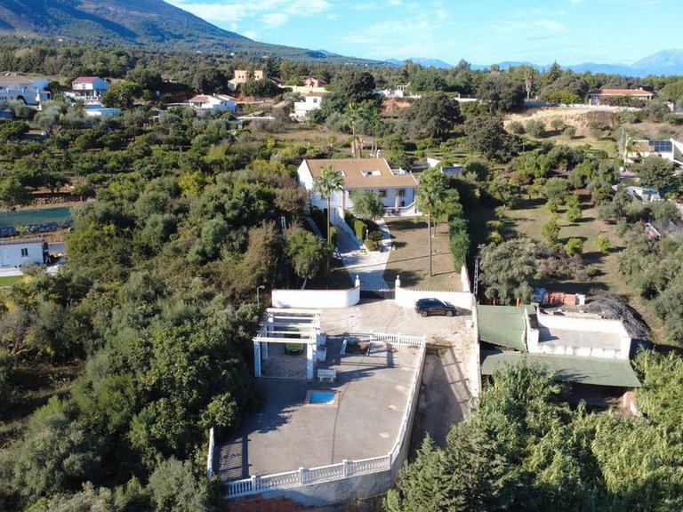 Villa for Sale in Alhaurín De La Torre, Malaga 41