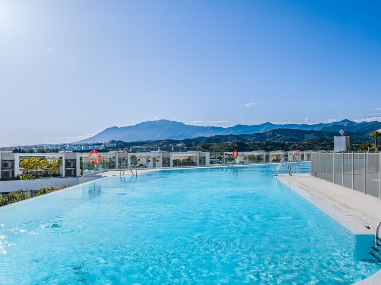 Apartment for Sale in Cancelada, Malaga 38