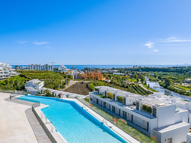 Apartment for Sale in Cancelada, Malaga 39