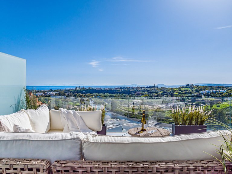 Apartment for Sale in Cancelada, Malaga 4
