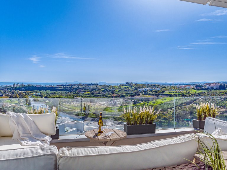 Apartment for Sale in Cancelada, Malaga 5