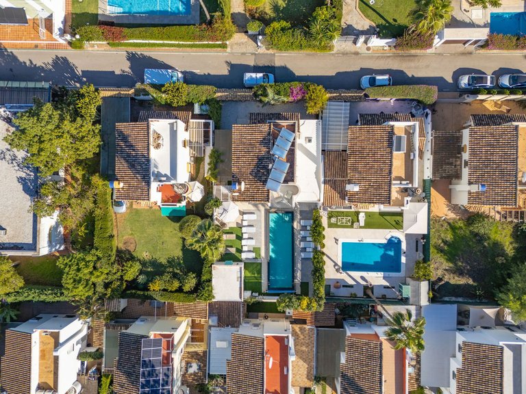 Villa for Sale in Estepona, Malaga 30