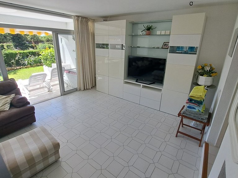 Villa for Sale in Miraflores, Malaga 11