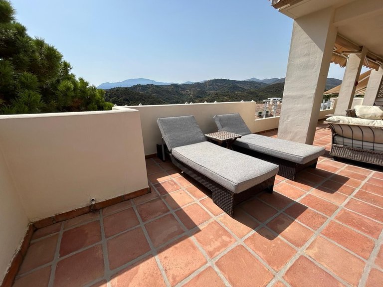 Villa for Sale in Estepona, Malaga 3