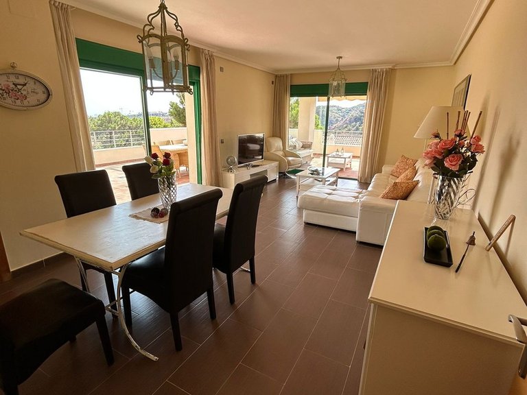 Villa for Sale in Estepona, Malaga 4
