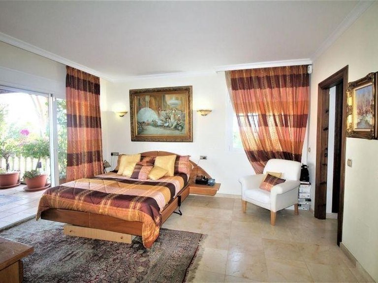 Villa for Sale in Torremolinos, Malaga 24