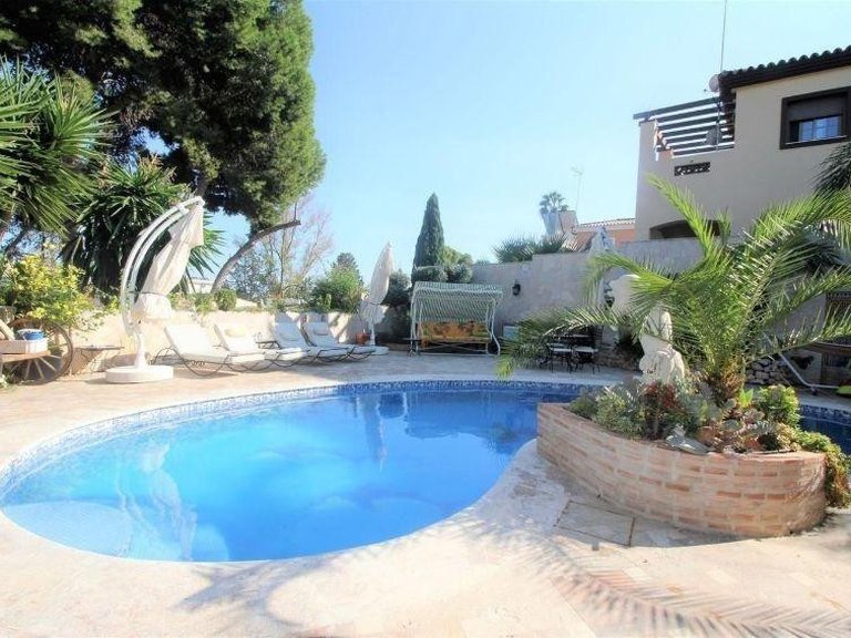 Villa for Sale in Torremolinos, Malaga 5