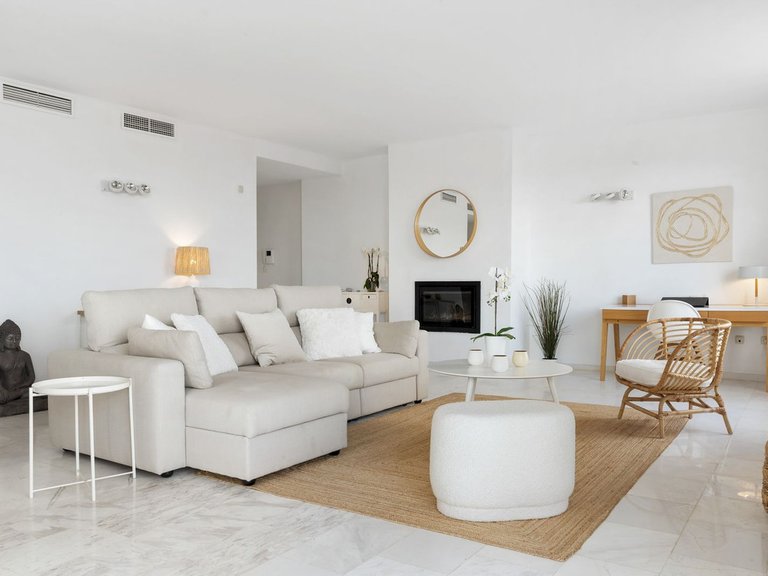 Apartment for Sale in La Mairena, Malaga 10