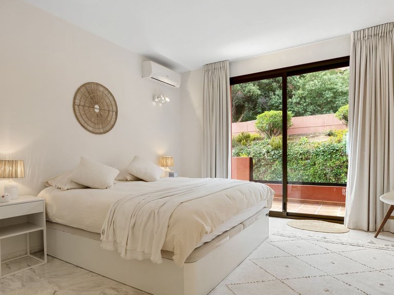 Apartment for Sale in La Mairena, Malaga 19