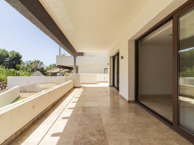 Villa for Sale in Marbella, Malaga 17