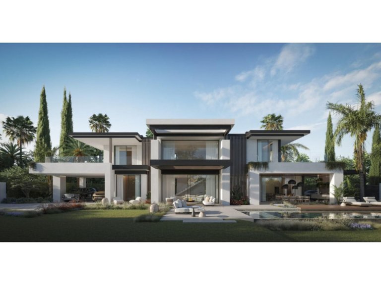 Villa for Sale in Marbella, Malaga 1