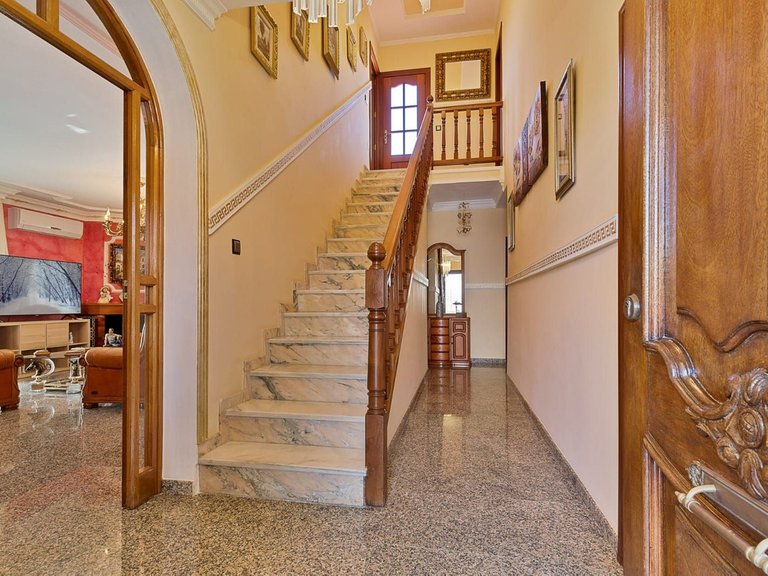 Villa for Sale in Mijas, Malaga 11
