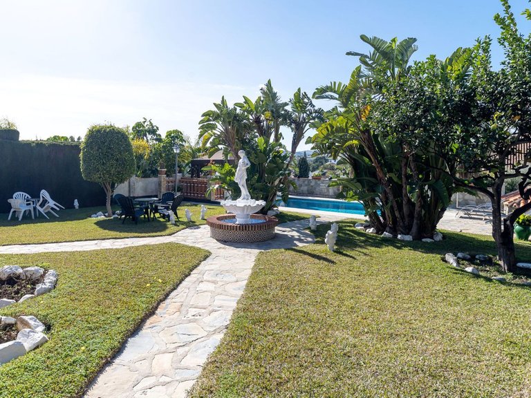 Villa for Sale in Mijas, Malaga 5