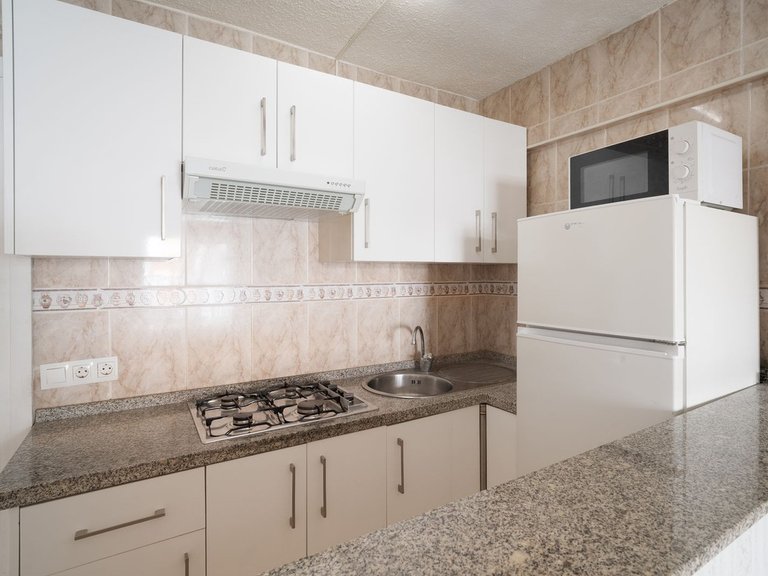 Apartment for Sale in Costa del Sol, Benalmadena Costa, Malaga 7