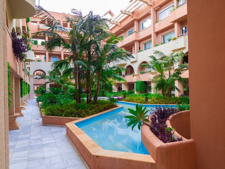 Apartment for Sale in Nueva Andalucía, Malaga 16