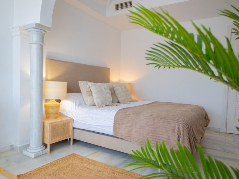 Apartment for Sale in Nueva Andalucía, Malaga 22