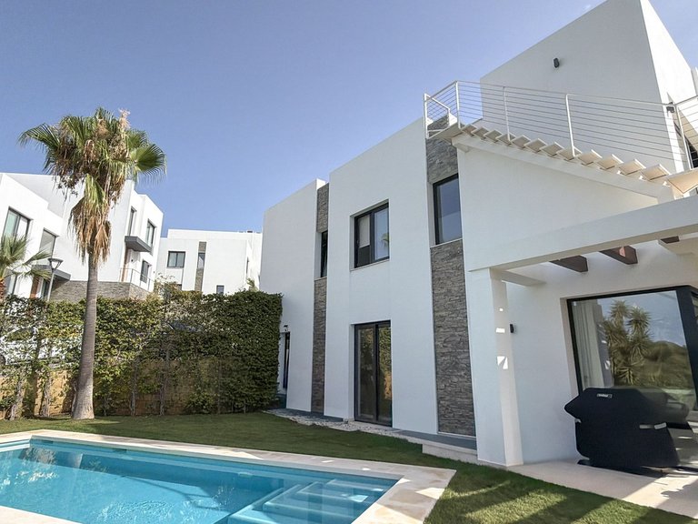 Town House for Sale in Cabopino, Malaga 47