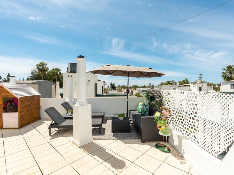 Villa for Sale in Nueva Andalucía, Malaga 29
