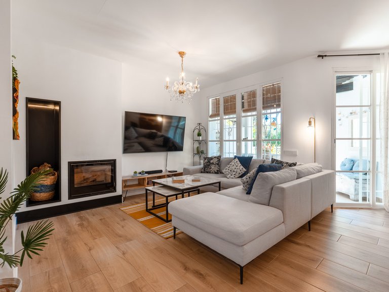 Villa for Sale in Nueva Andalucía, Malaga 7