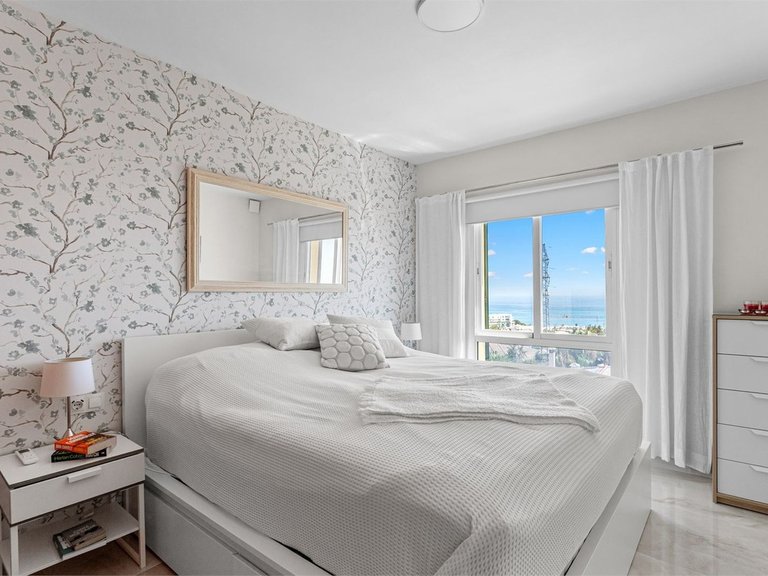 Apartment for Sale in Higueron, Malaga 12