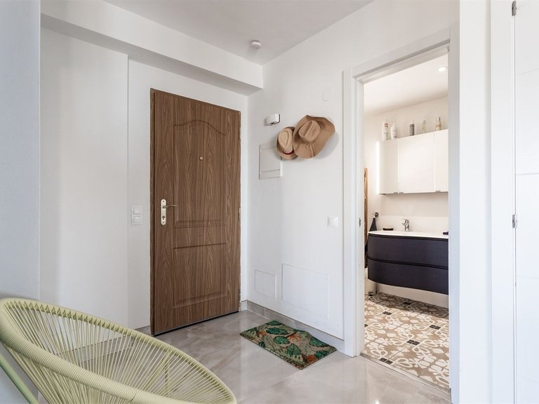 Apartment for Sale in Higueron, Malaga 18